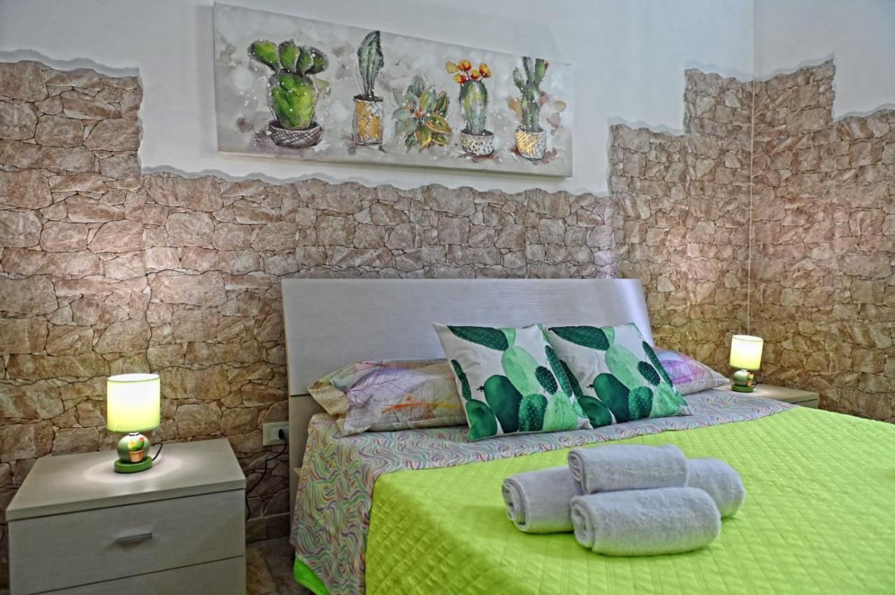 Ficu Pala Holiday Home Noto Eksteriør billede